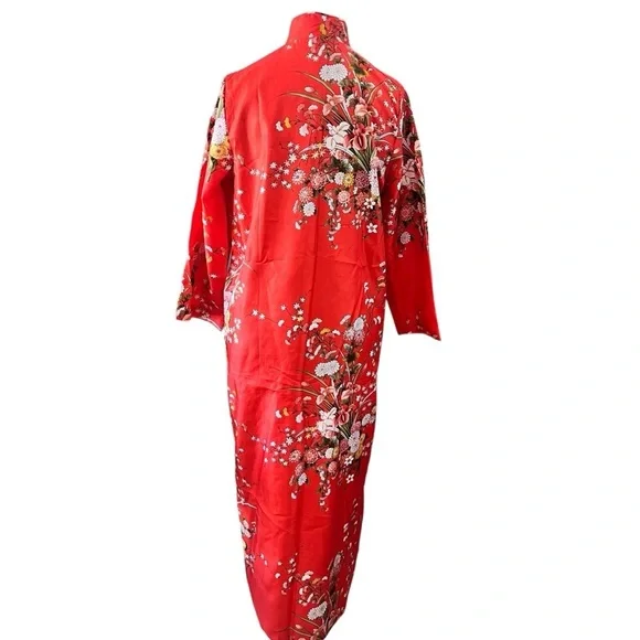 Vintage 1960s Red Floral Japanese Maxi Mandarin Collar House or Evening Coat L - Picture 2 of 11